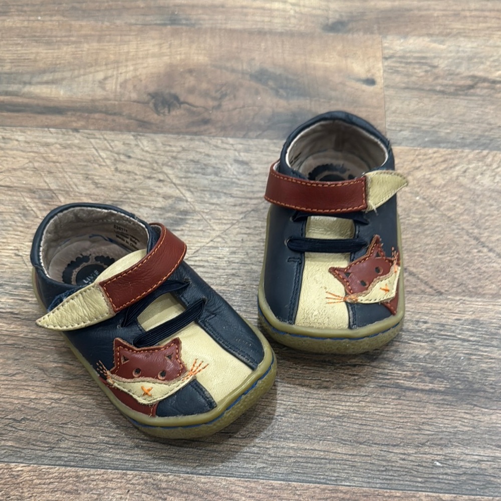 Livie & Luca Fox Leather Shoes Natural Rubber Sole Toddler 4 Red Beige and Blue